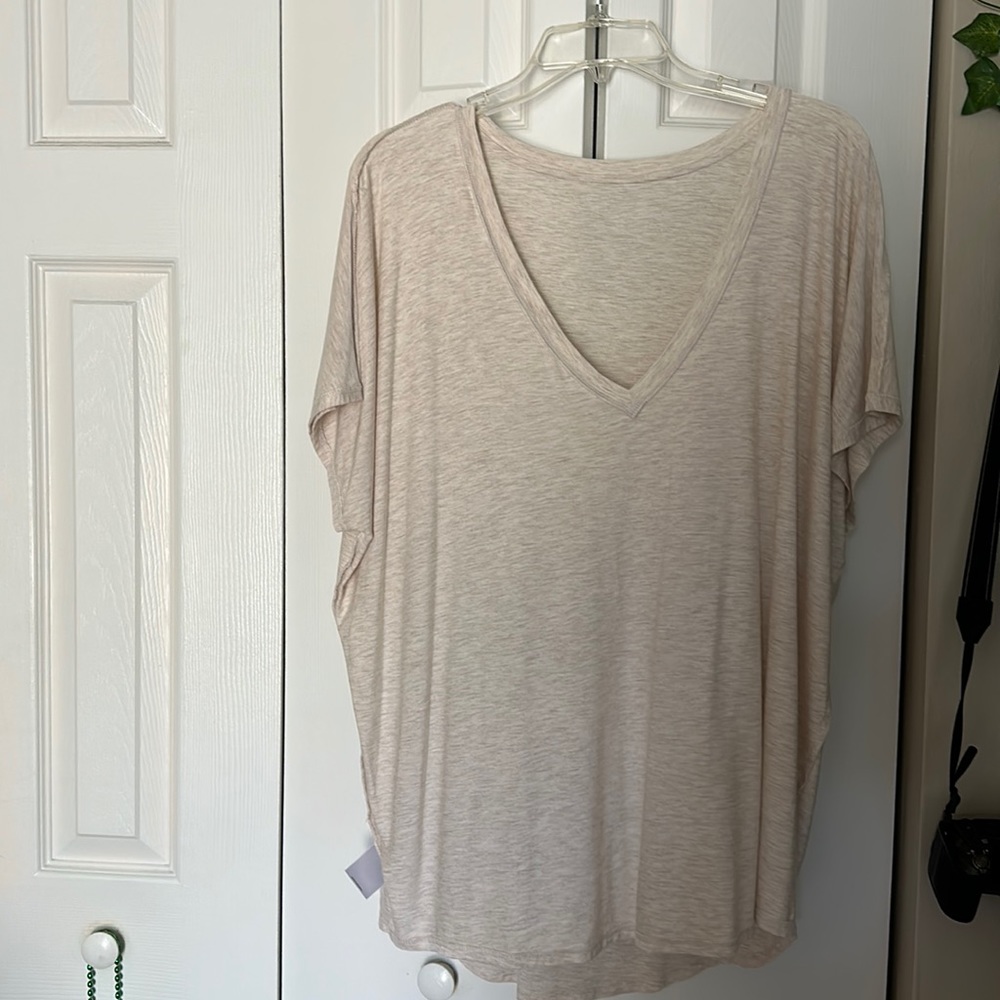Express V neck relax T shirt